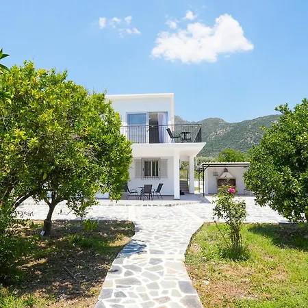 Demetrious Casa de Férias