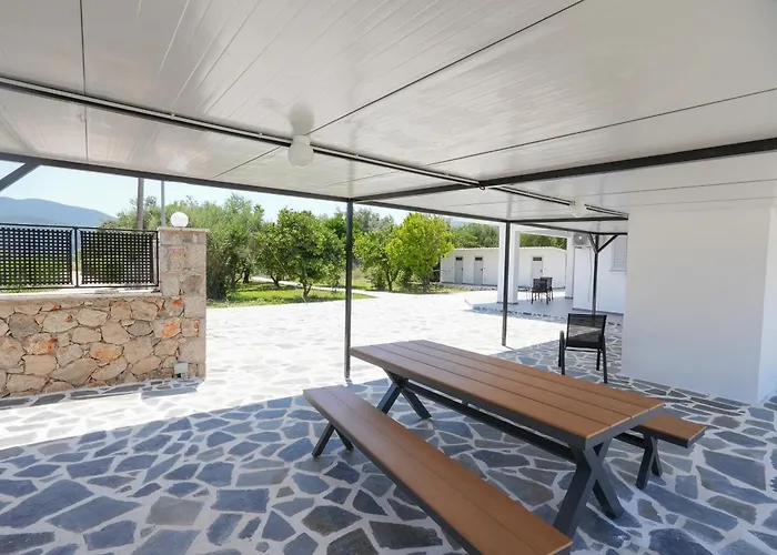 Holiday home Demetrious